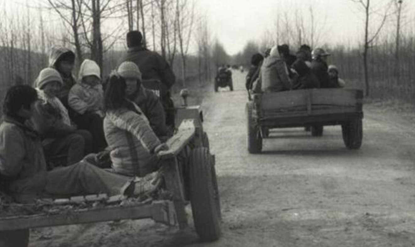 常学福：高考800多分，人大毕业今扔掉手机四处流浪