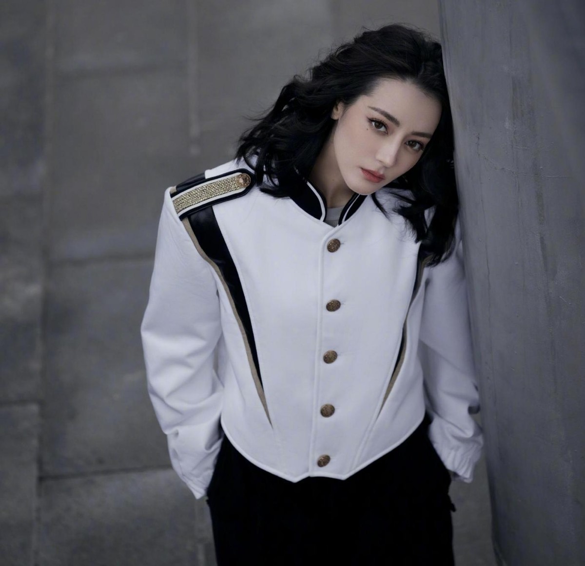 脸和身材判若两人，天使脸魔鬼身材的女明星，有的绝色有的尴尬