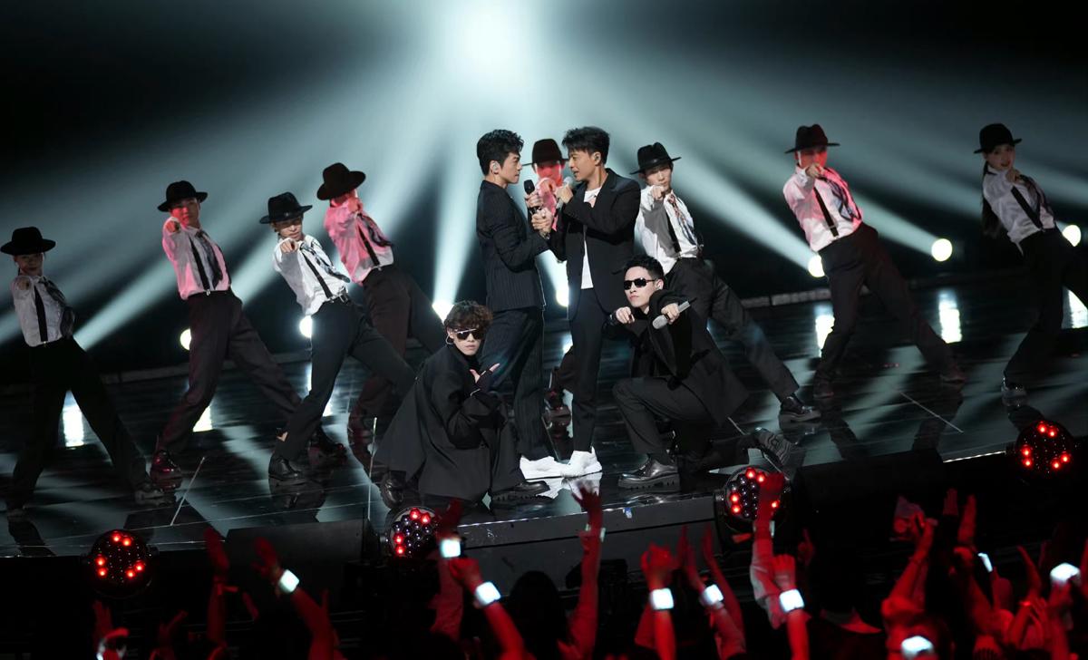 声生不息金曲冲刺夜，“F4男团”唱跳太惊艳，李玟叶倩文强强对决