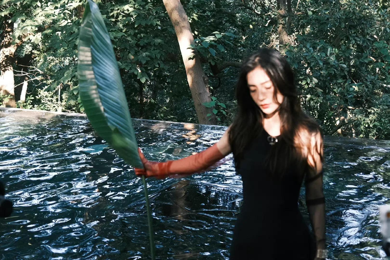 baby不愧是时尚女王！这气场一整个被拿捏住了