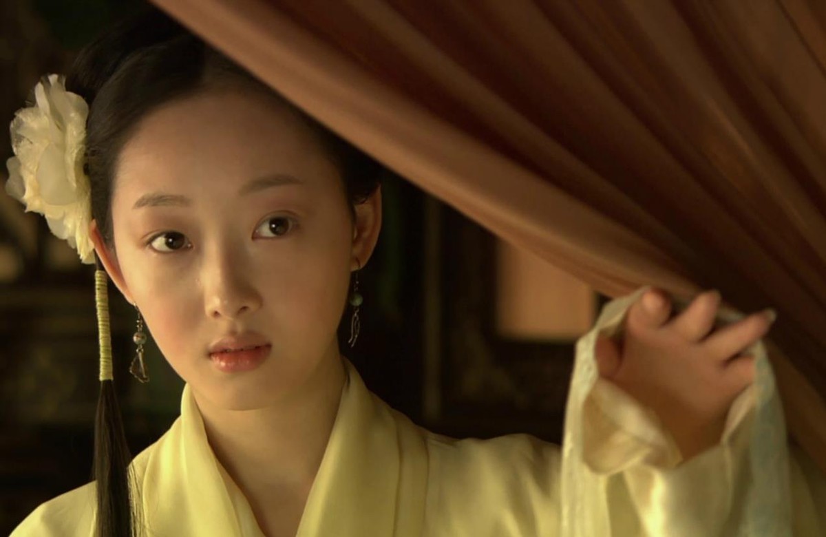 “高开低走”蒋梦婕：从出演林黛玉到小糊咖，综艺除名镜头一剪没