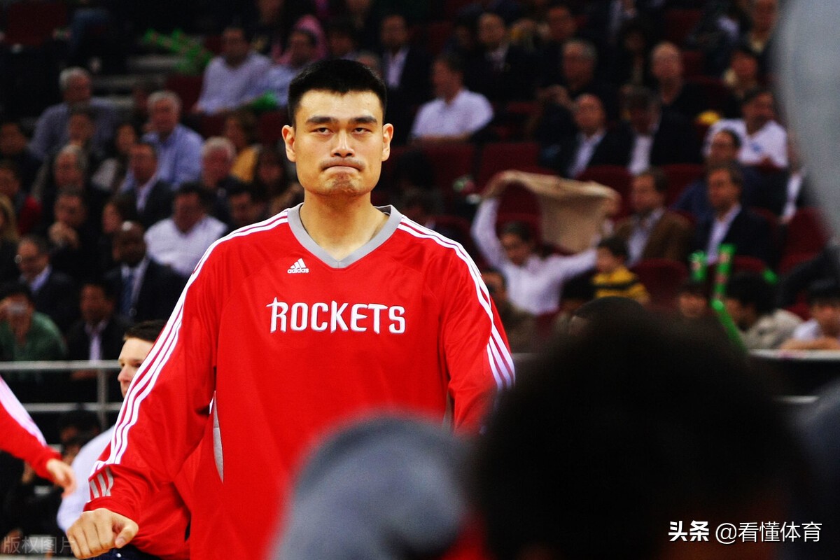 为什么nba球员喜欢中国行(为何进入NBA的中国球员大多为内线球员？)