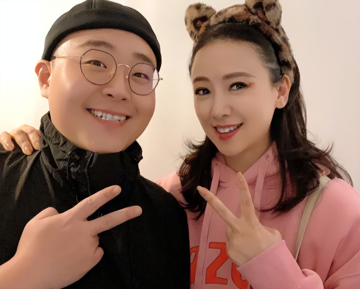 童星郝邵文：新婚后与妻子十分甜蜜，当继父也很幸福