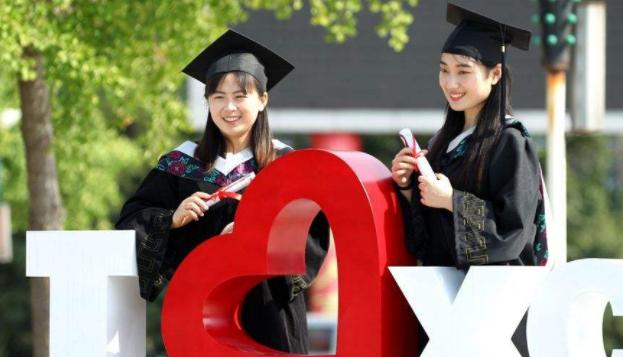 2022天津高校寒假时间“统一延长”，家长欢呼雀跃，学生忧心忡忡