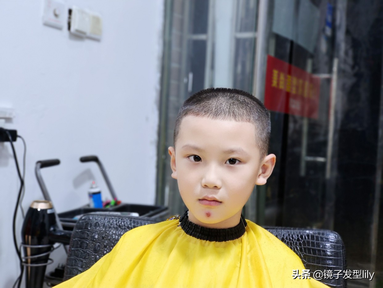 儿童男孩发型 “最帅气”小男孩发型14款_华夏智能网