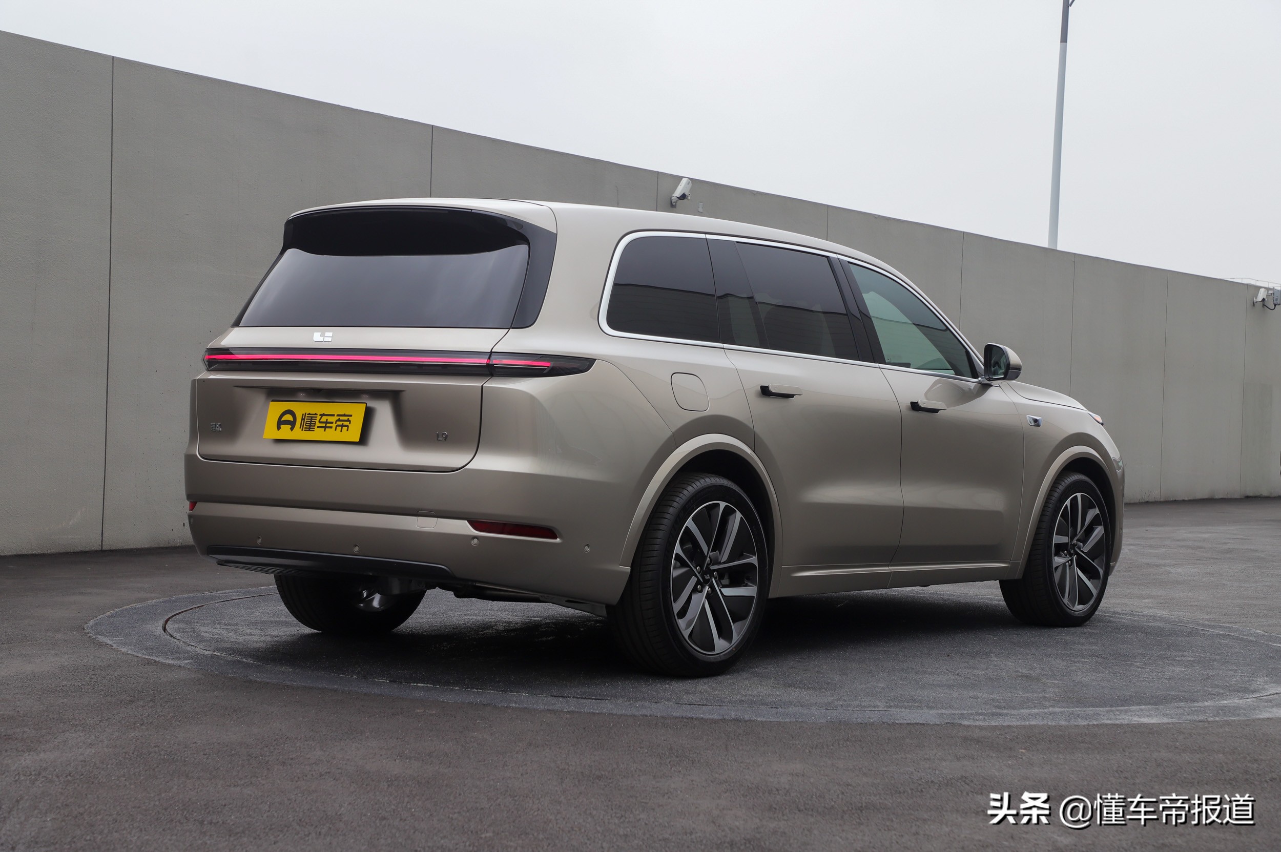 理想l9正式上市,售45.98万