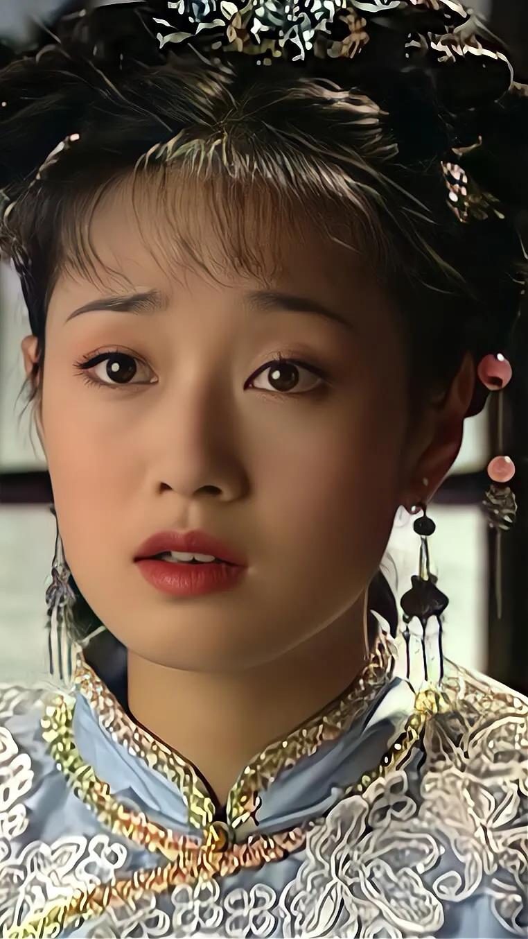马伊琍版的紫薇也很漂亮，就是为什么最后和知画成为了闺蜜？