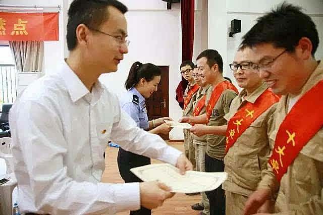 中国第三艘航母近况：最早可能在今年5月下水，总建造师是80后