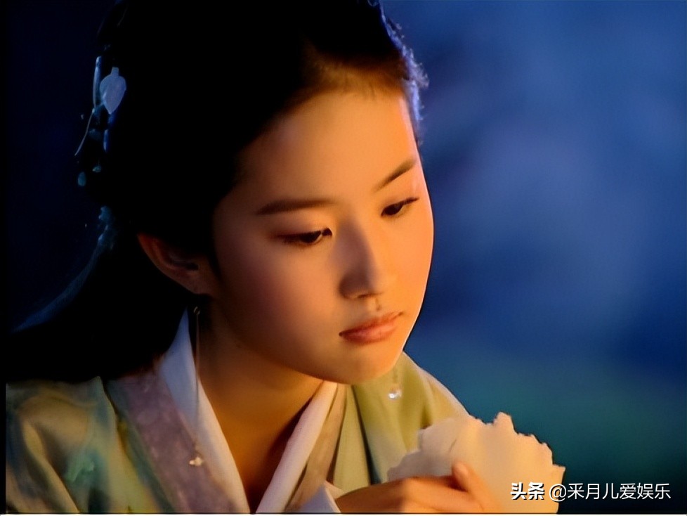 电影电视剧的清纯人设，谁是你心中的“白月光”?承载青春回忆