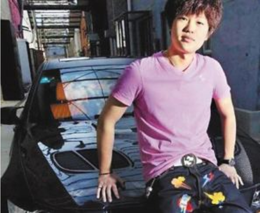 李天一书法曝光，专家大赞不已，网友：是个人才，就怪父母太溺爱