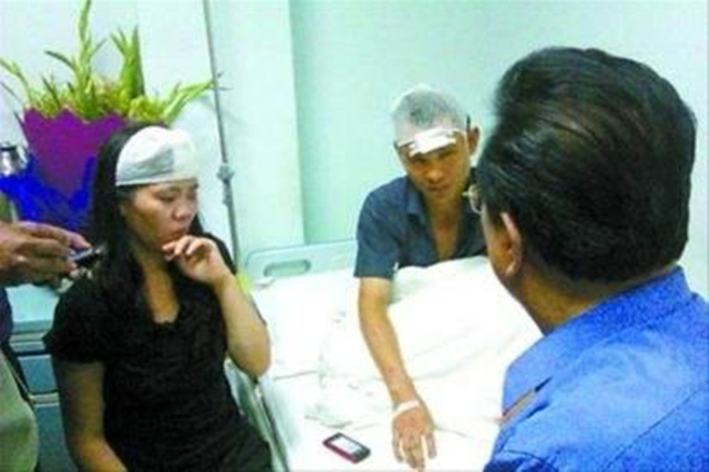 李天一书法曝光，专家大赞不已，网友：是个人才，就怪父母太溺爱