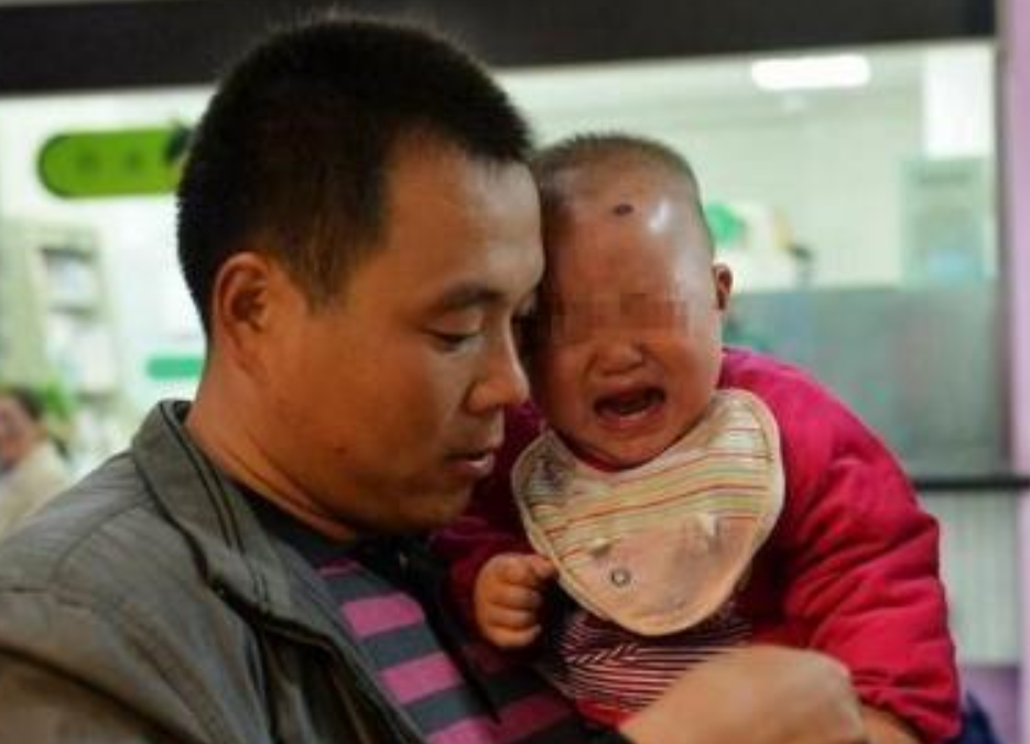 2014年，山东女婴体内“长”16根钢针，得知报警后舅妈服药自杀