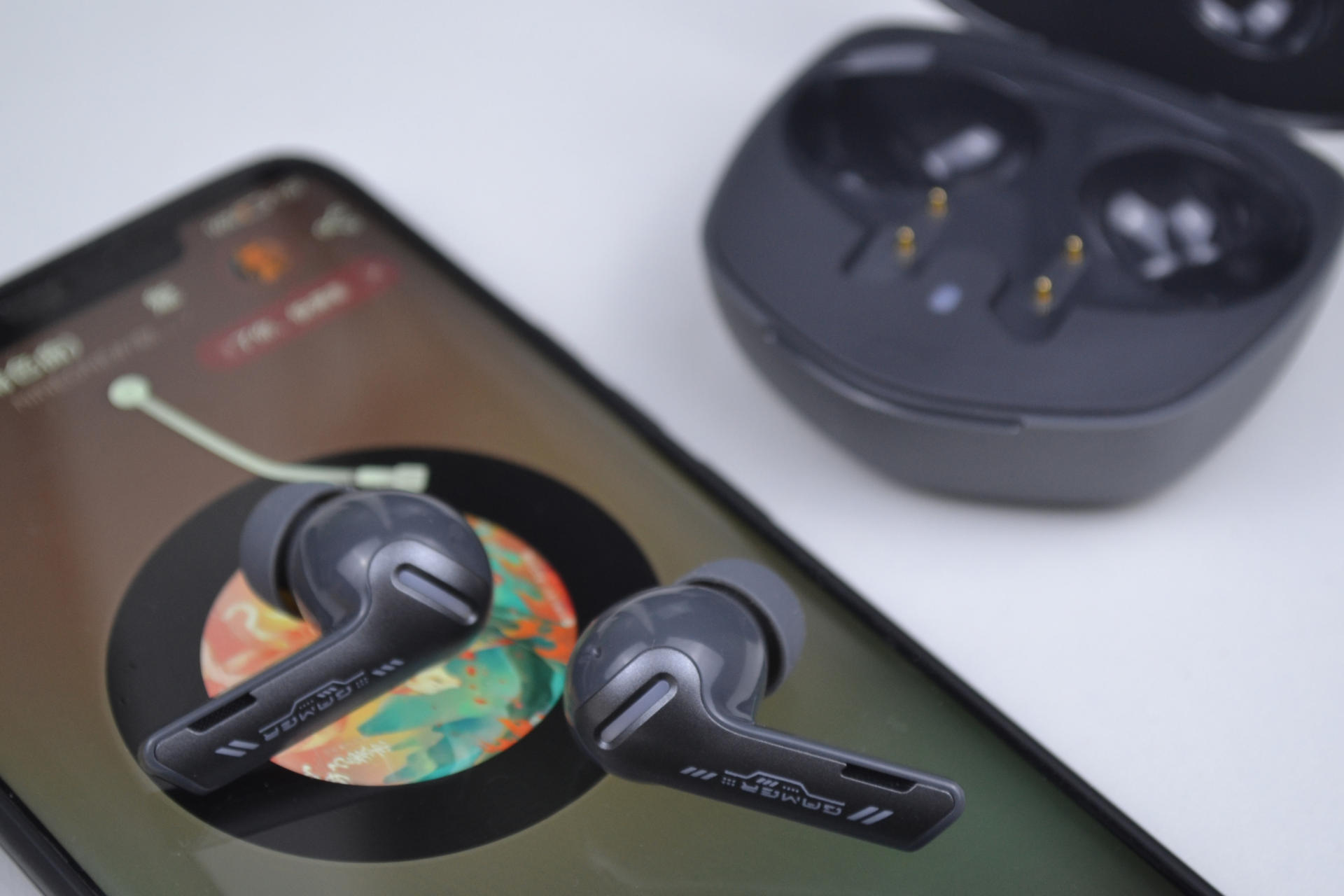 高品质低价位玩家首选：QCY真无线电竞耳机G1开箱试玩