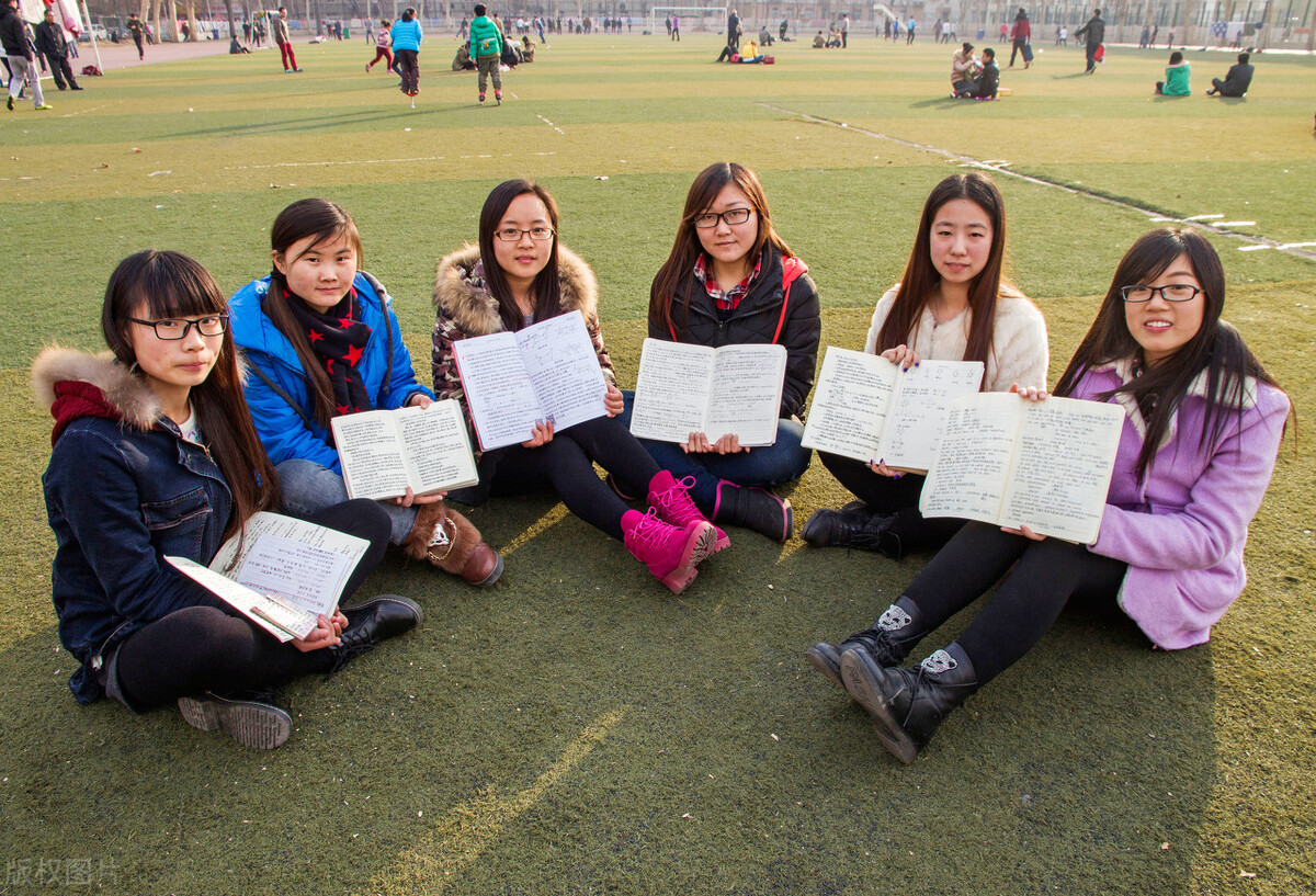 准大学生必须知道！大学的班委到底有哪些不同？