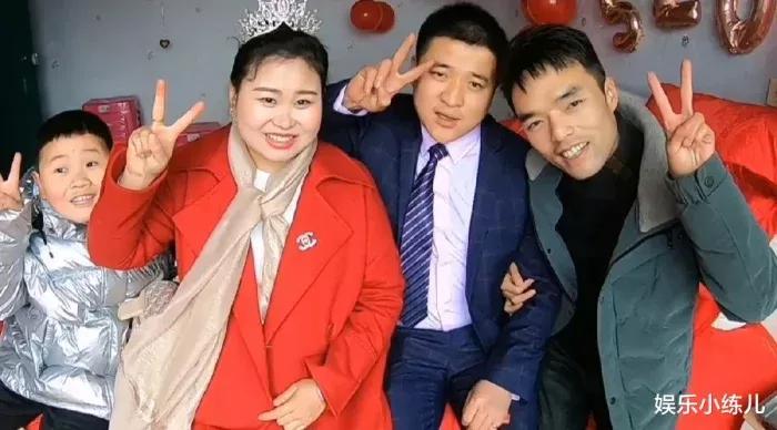 《小乔行中国》抖音网红整天去丈母娘家蹭饭火了