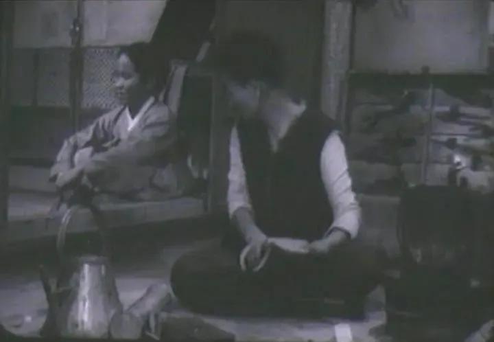 世界电影（0105）朝鲜电影《轧钢工人》（1972）剧照欣赏