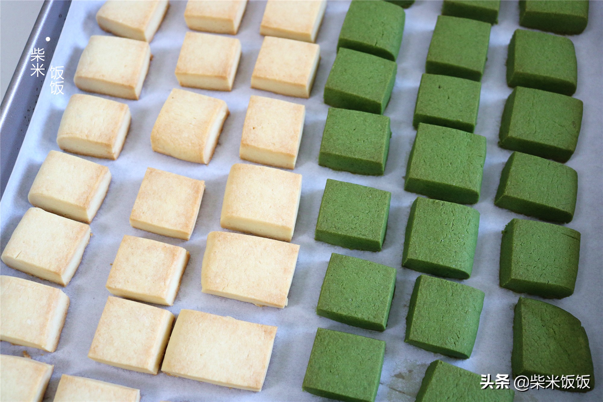 咬一口，酥掉渣，这款炼乳小方太好吃了，做法比面包蛋糕都简单