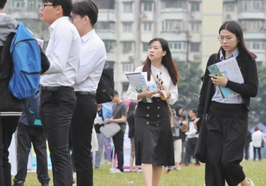 别错过“白嫖”的机会！大学毕业生可以领这些补贴，5年内才行
