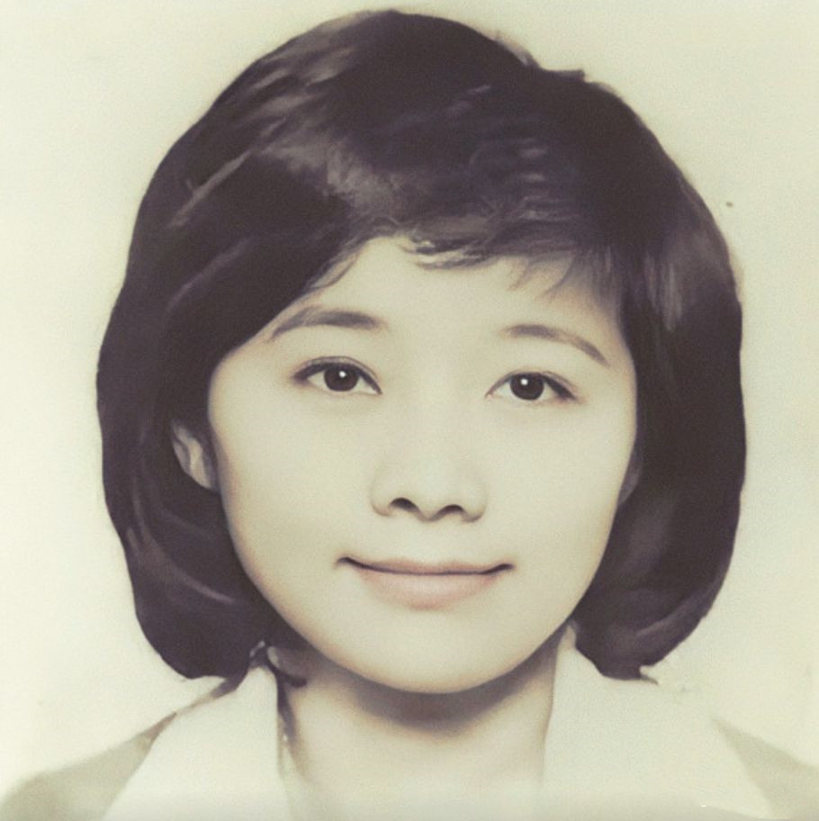 扎着两条小辫的亚洲女首富龚如心，丈夫被绑失踪后，性情大变