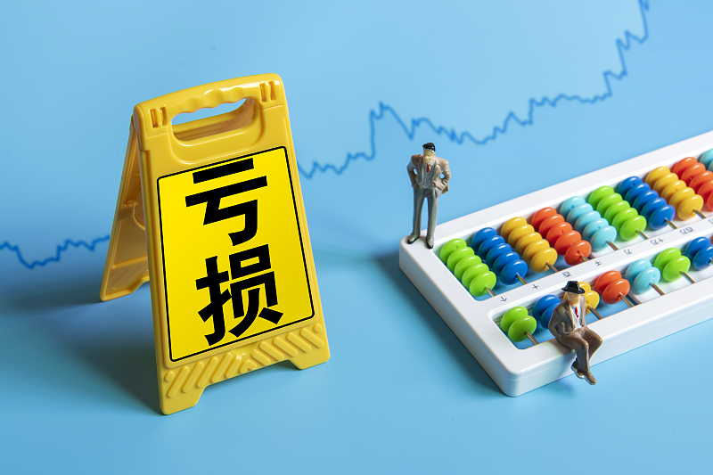 二手房迎来贬值潮，为什么炒房客不降价抛售？内行人指出3个原因