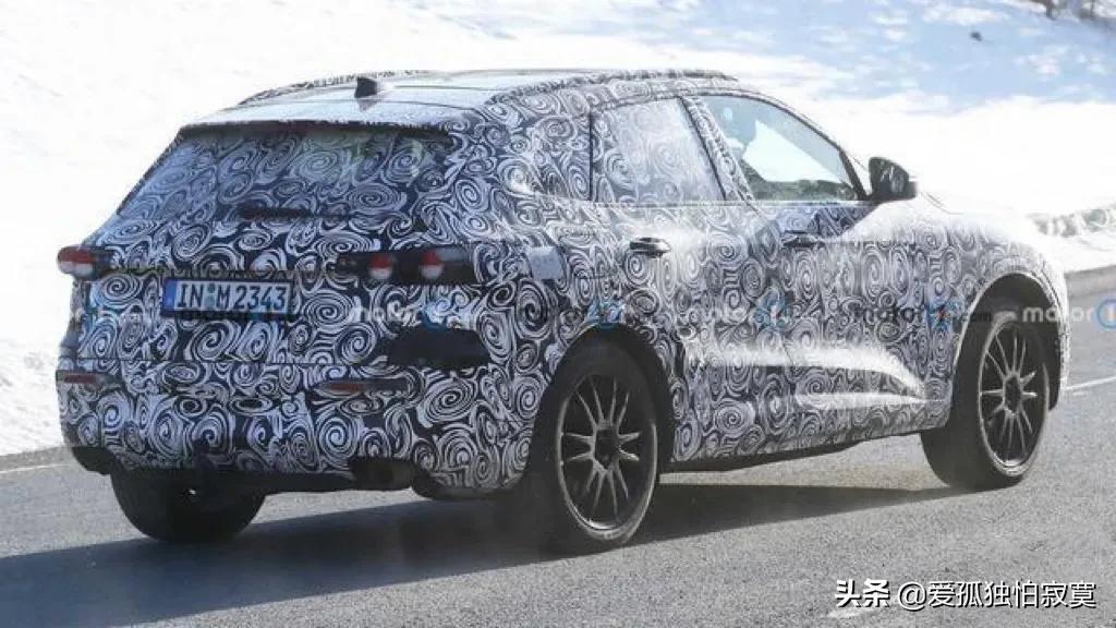 新车谍照：奥迪Q5换代车型海外曝光，外观更运动，托森式有望回归