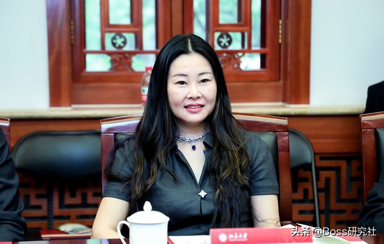 上海最富有的10位女企业家，共计坐拥身价2585亿元人民币