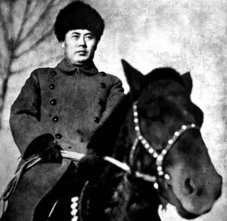 1993年，两位老革命聊到一国军少将，一人突然道：我是他的联络人