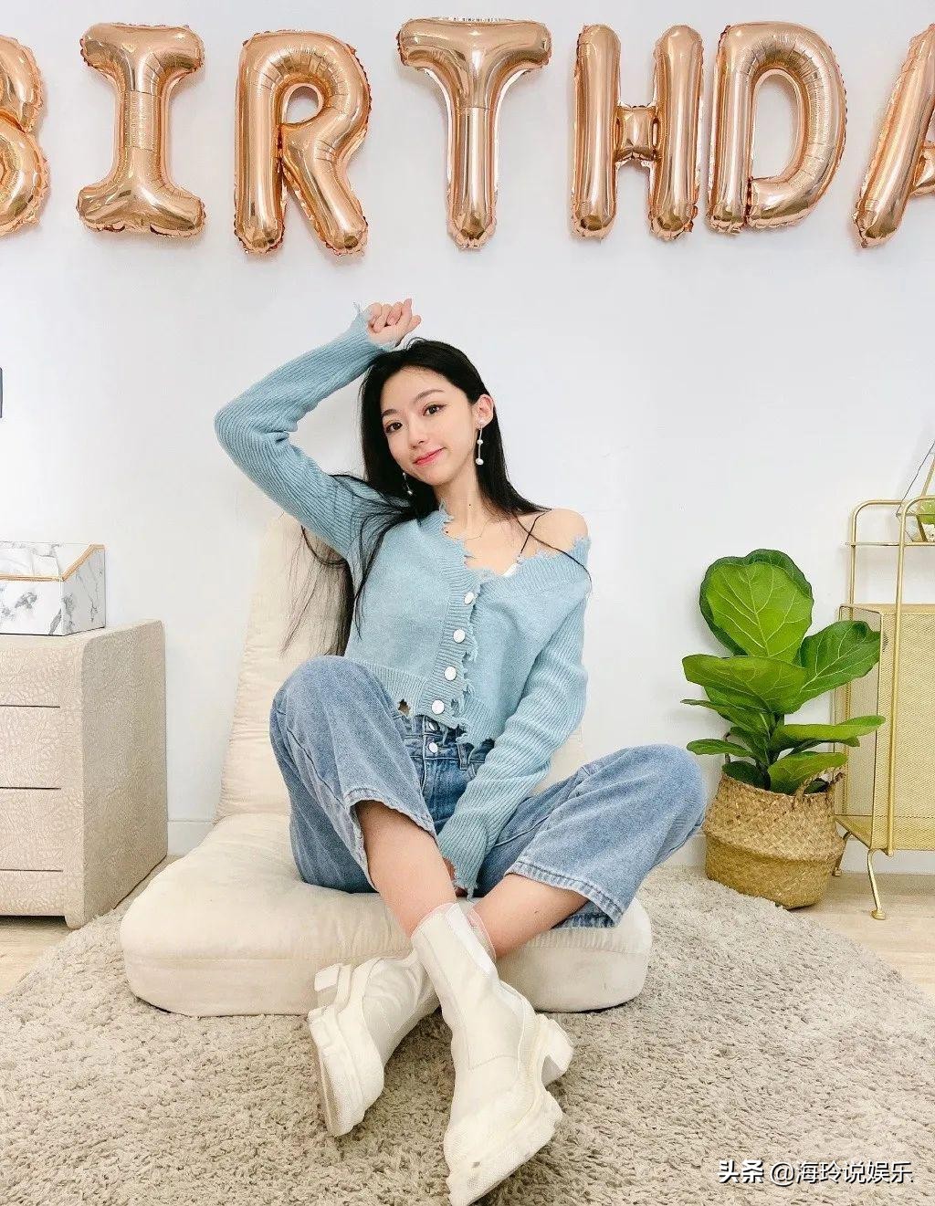 天云，美貌与智慧并存的KPL美女解说员