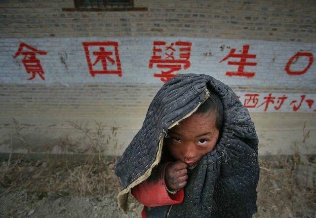 2000年，江苏女工人在车库偶遇收养16岁孤儿，15年后被回报1530万