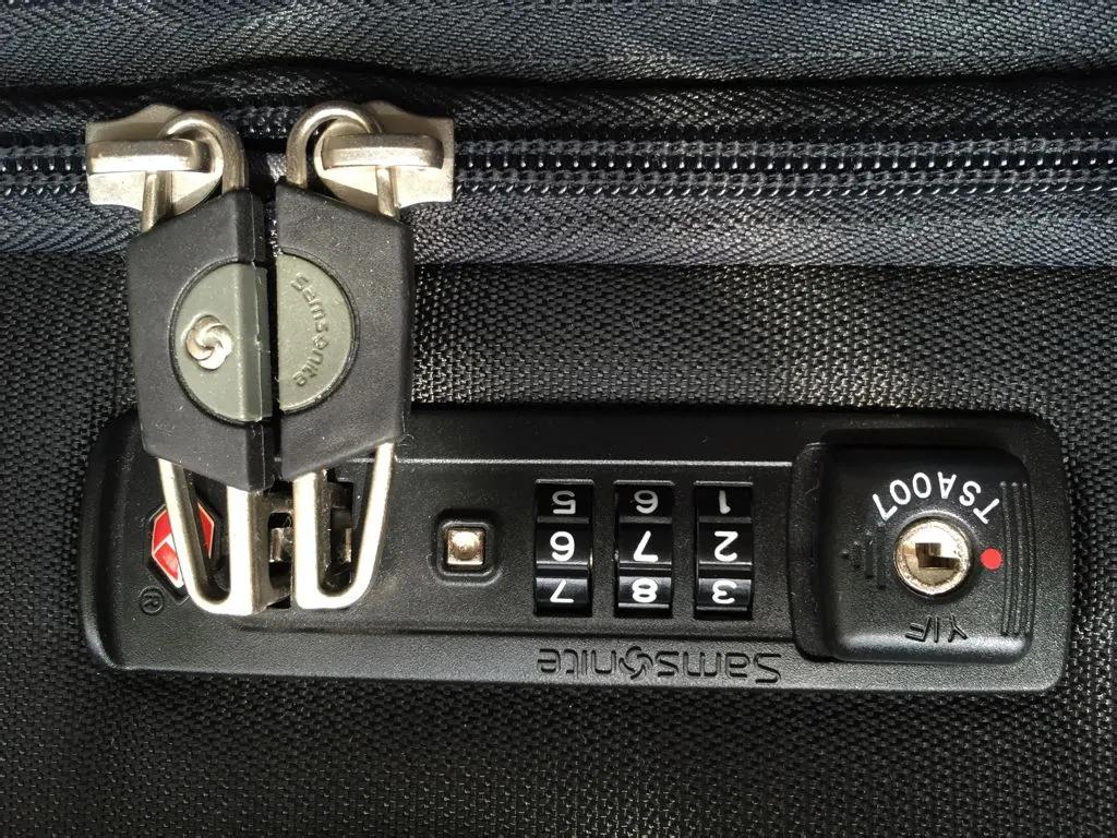 行李箱密码锁原理图图片