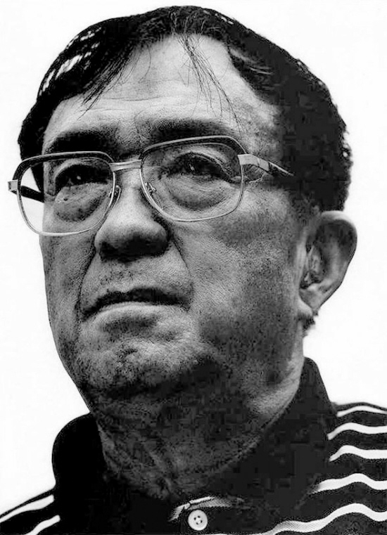 谢晋：4个子女3个低智，唯一正常的孩子患癌离世，一生比黄连还苦