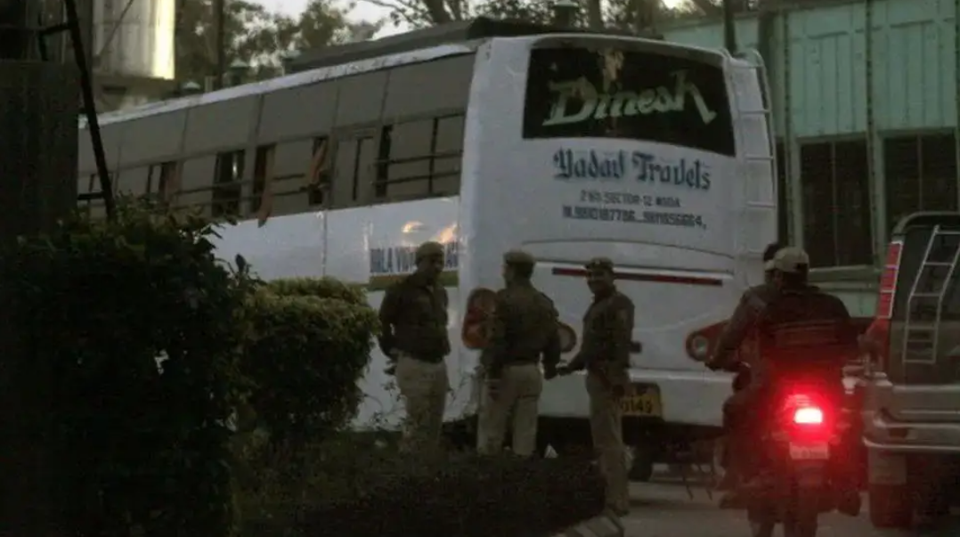 被父亲杀、被丈夫杀，都21世纪了，为何印度女性处境仍如此凄惨？