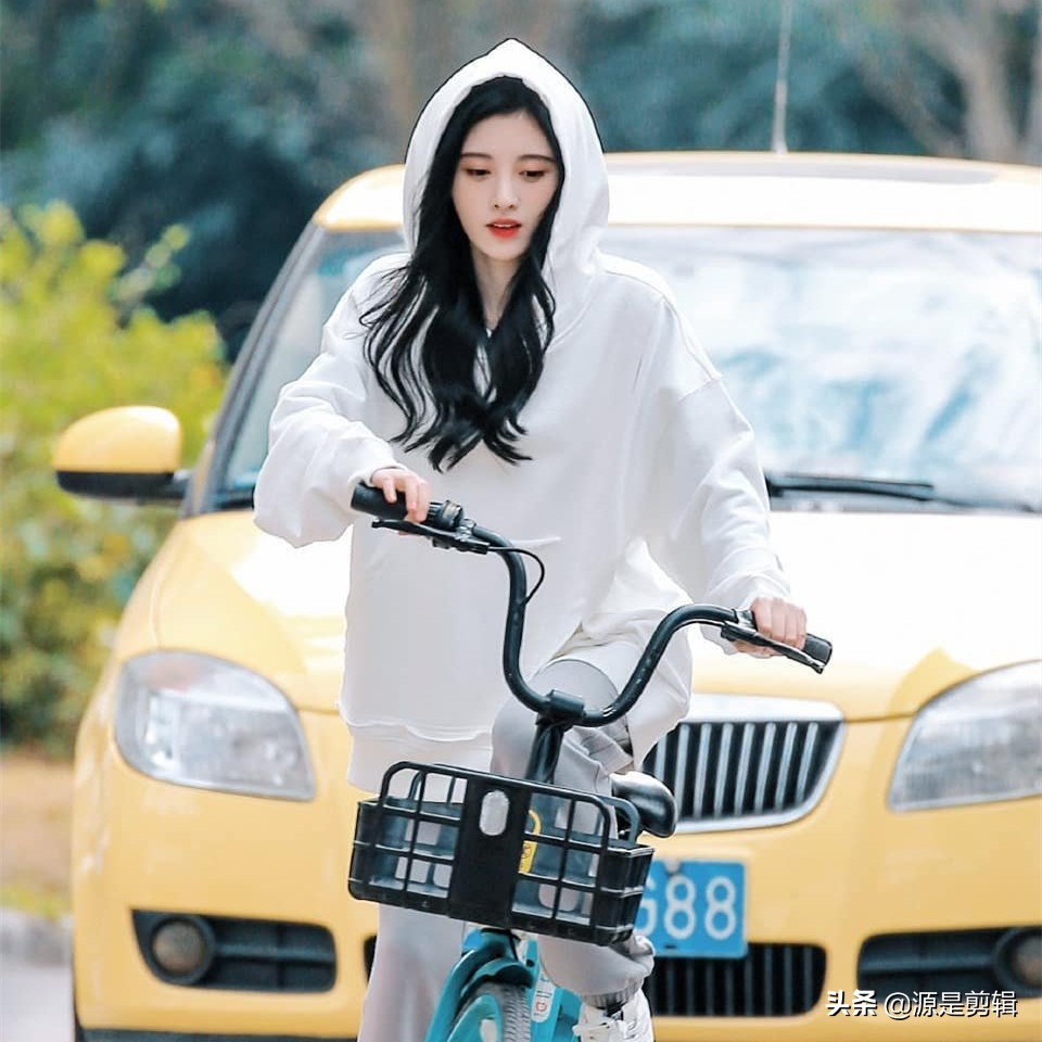 鞠婧祎单车女孩，好清新