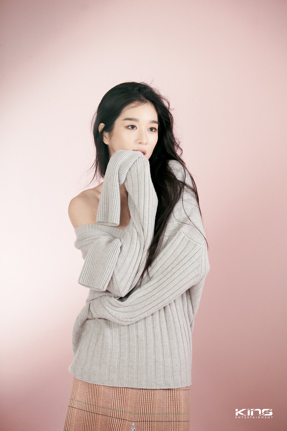 热门韩剧《eve》女主徐睿知