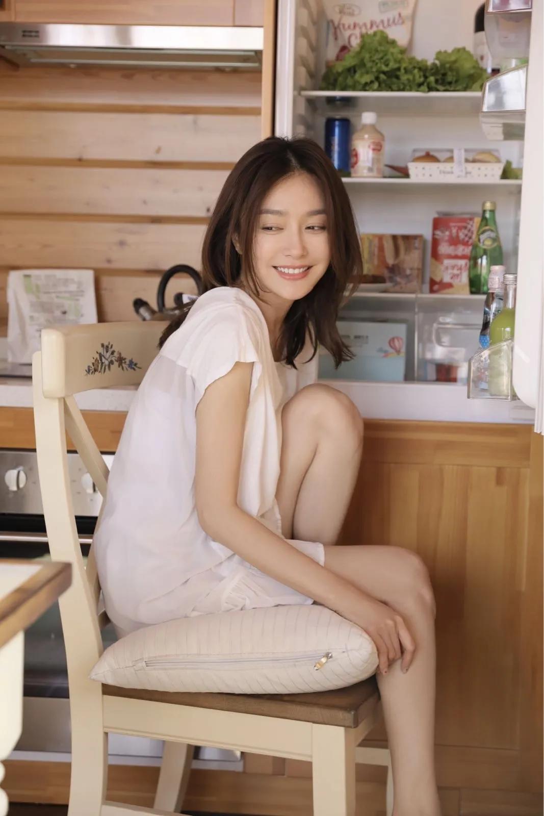 绝美女星 秦岚