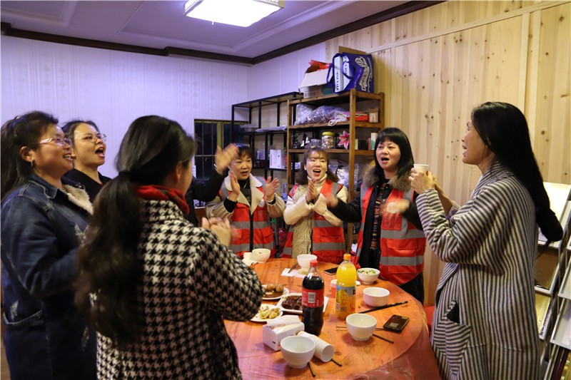 关爱特殊儿童·学习爱妈精神