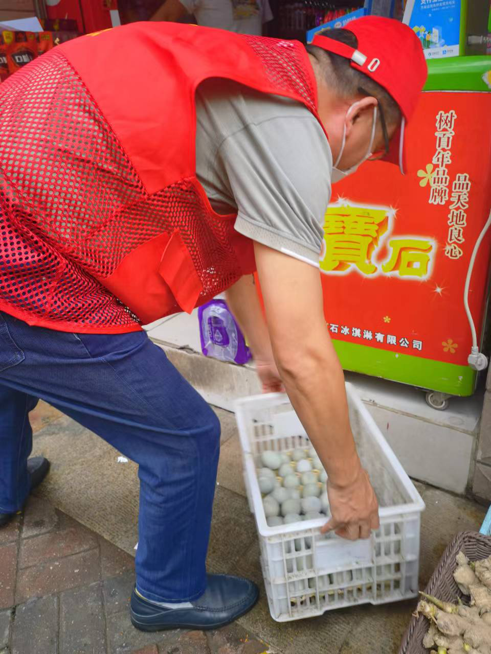 漳州市市场监管局全员发动助力创城攻坚