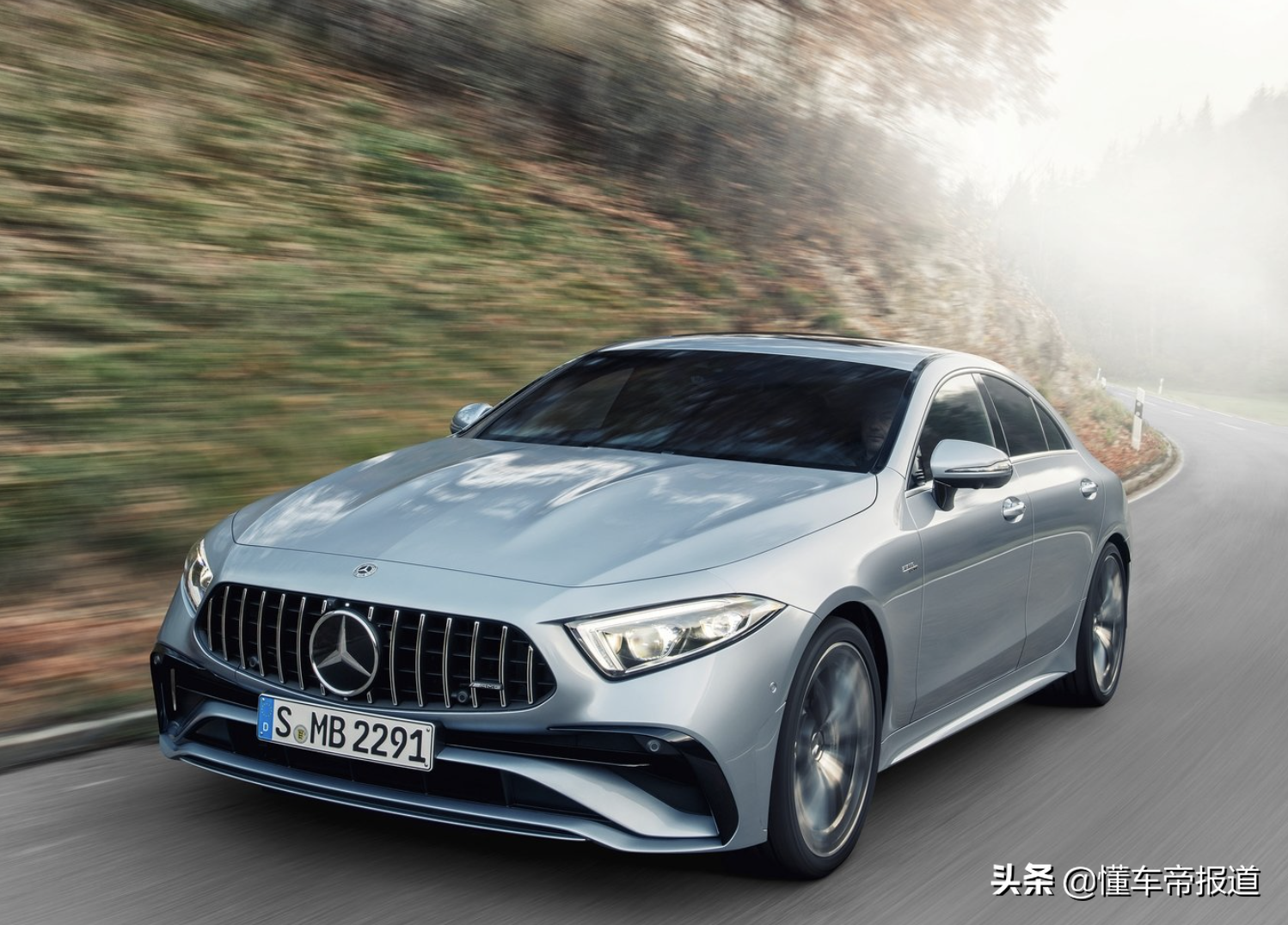 新车 | 原厂“黑化”风格，百公里加速4.5秒，CLS53 AMG官图发布