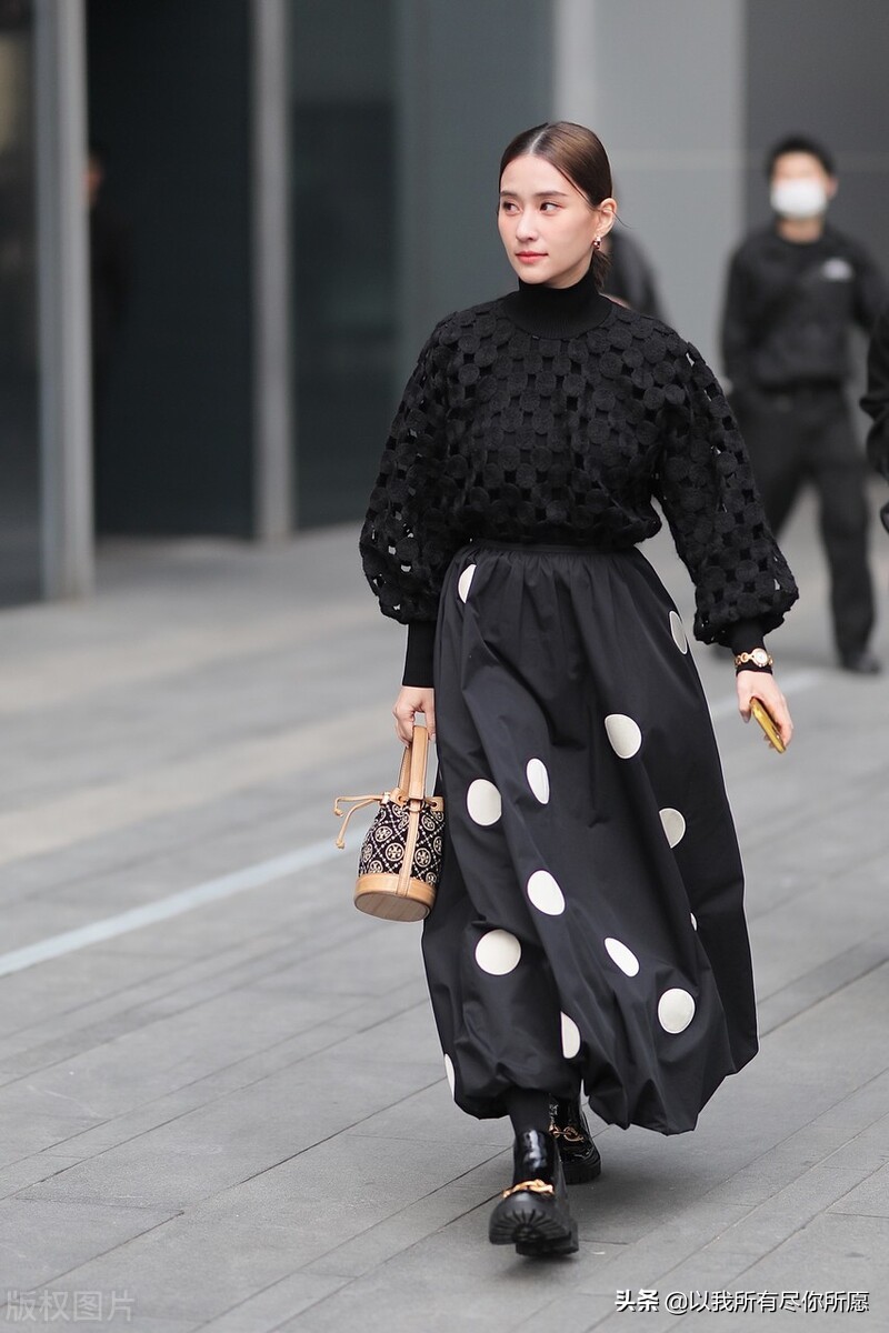 富家千金何超莲