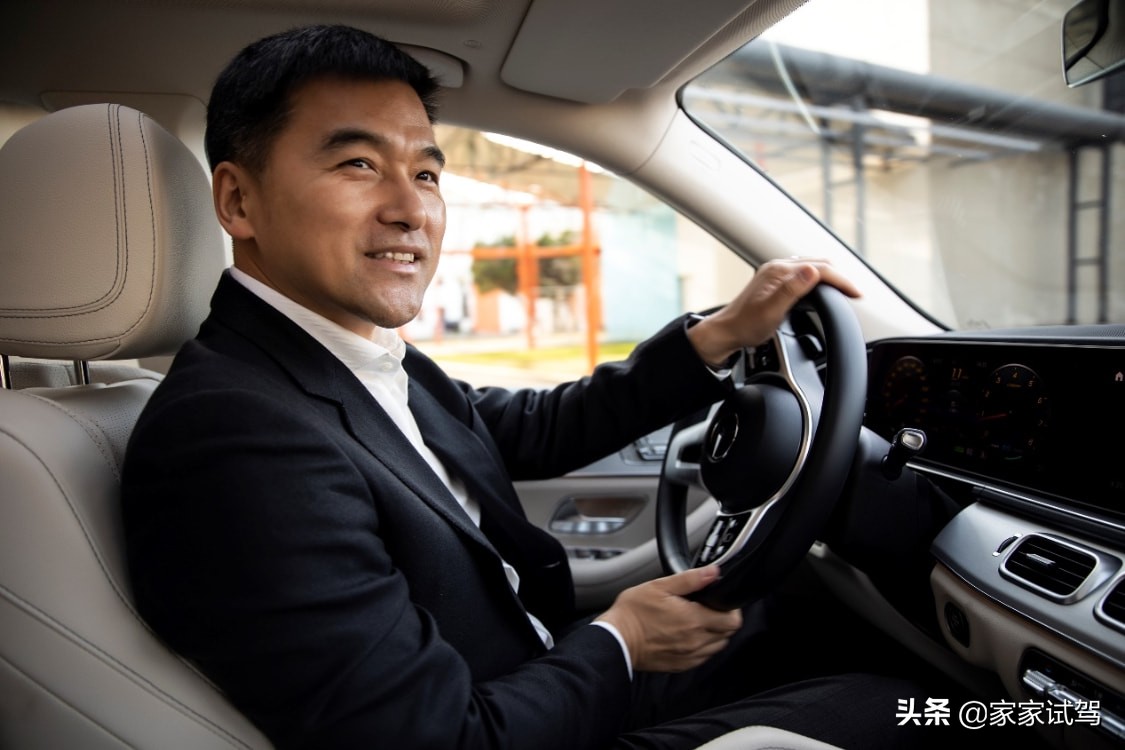 不止于豪华 汽车行业资深专家品鉴梅赛德斯-奔驰GLE SUV