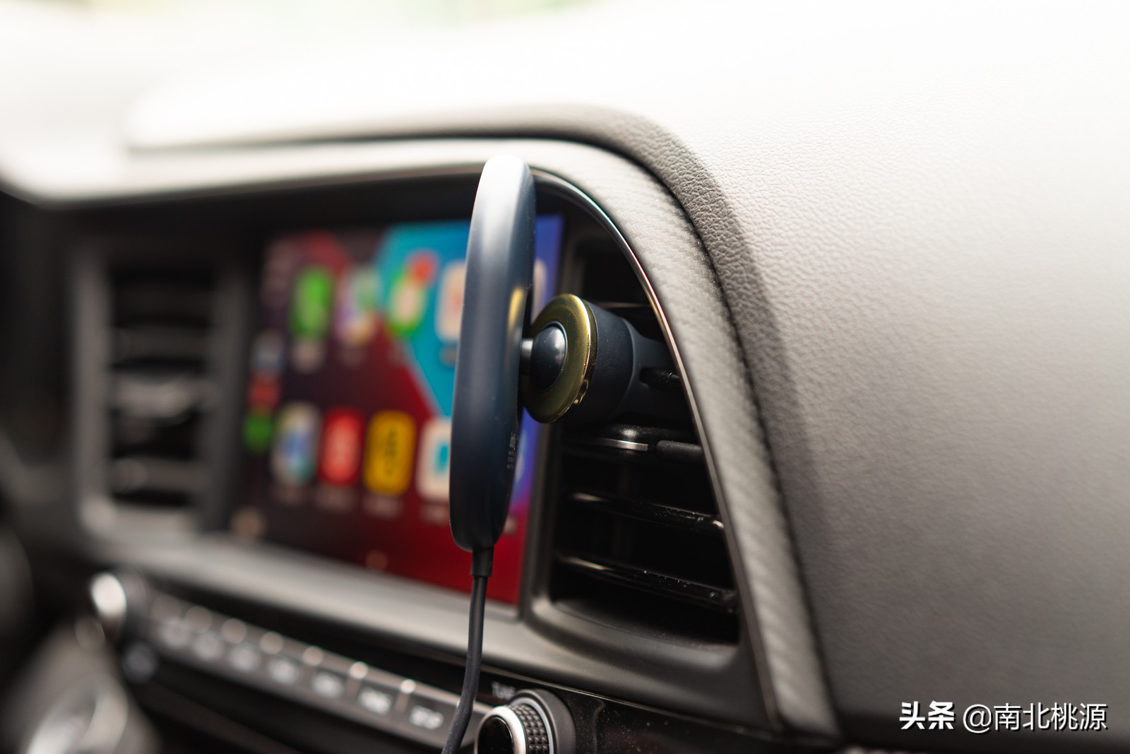 颜值在线，行驶稳固：iOttie MagSafe磁吸车载支架使用体验