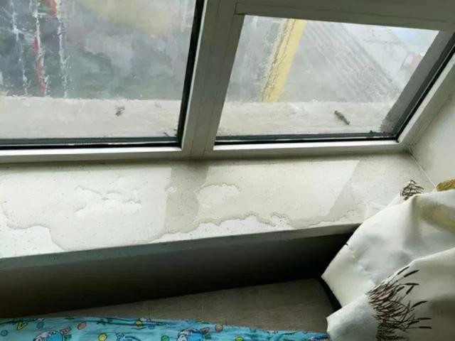 為什么門窗關好后家里還漏風？學會這么做，不進冷風還隔音