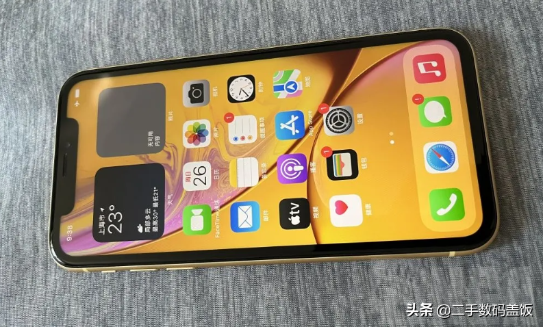 网友手机改装经历：iPhoneXR改成13Pro，改装后嫌弃丢人不敢用