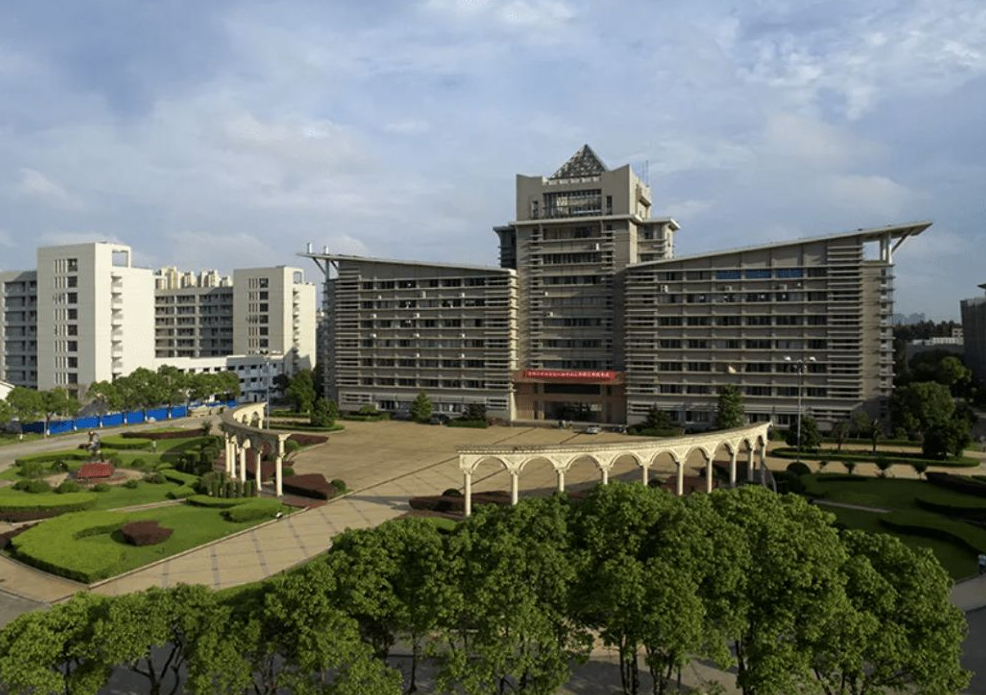 好消息！江苏省新增一所“师范大学”，办学规模扩大，学生很高兴