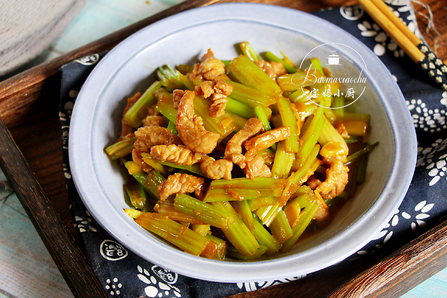 节后给肠胃大扫除，记得常吃1白、1黑、2绿，清肠减负，身姿窈窕