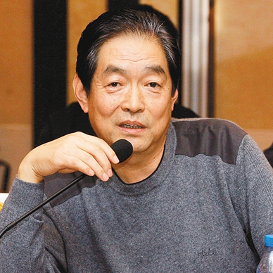 西北大学文学系吴克敬，因获文学奖受争议，一句话得罪所有女人