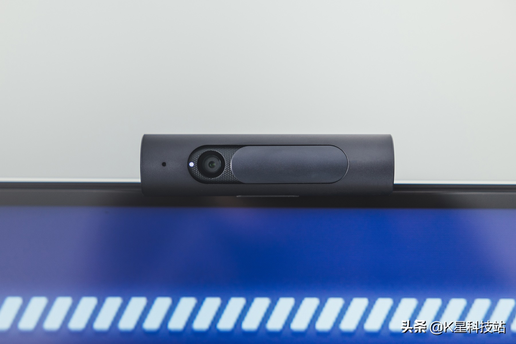 QD-Mini LED 战未来，国产电视画质的天花板，TCL X11电视机评测详解