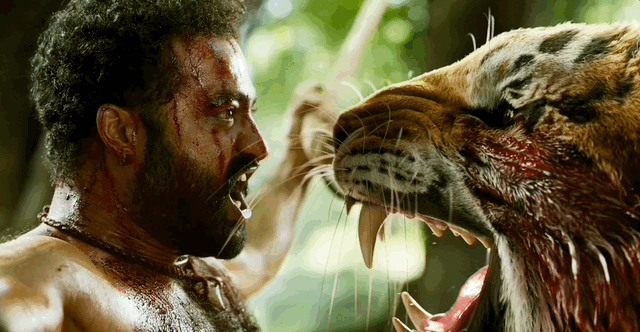 RRR！水火相燃！印度版《赛德克·巴莱》，在嗨感中演绎兄弟情