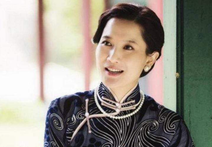 演员潘雨辰，失败的婚姻让我终身难忘，和女儿相依为命很幸福