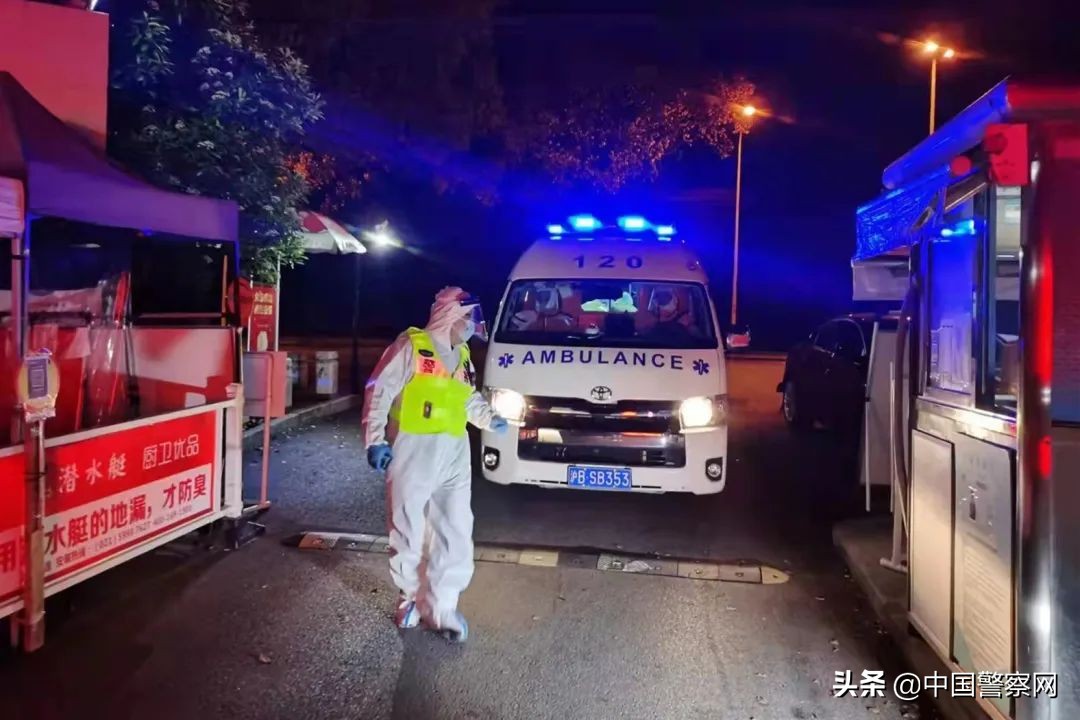 【疫情當前 警察不退】上海閔行紀王派出所民警幫助臨盆孕婦送醫
